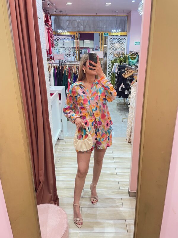 SET CAMISA MANGA LARGA Y SHORT FLORAL HOLGADOS