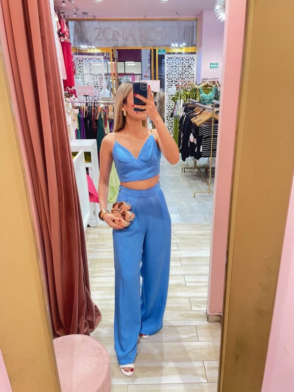 SET SATIN TOP TIRANTE CADENITA  Y PANTALON SOLIDO
