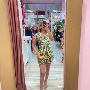 SET CAMISA SIN MANGA Y SHORTS HOJAS OLIVO