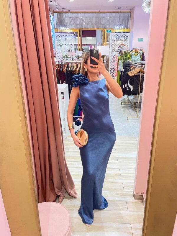 MAXI SLIP SIN MANGA SATIN FLORES COLGANTES