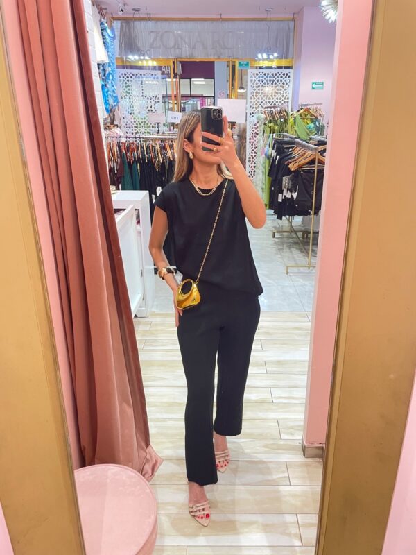 SET BASICO BLUSON SIN MANGA PANTALON ANCHO