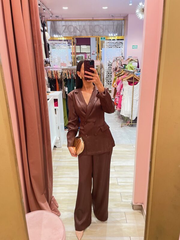 SET SACO Y PANTALON SATINADO - Image 2