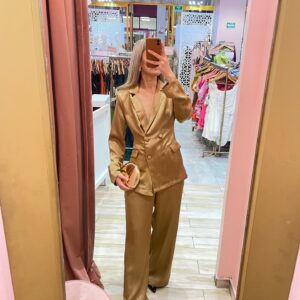 SET SACO Y PANTALON SATINADO