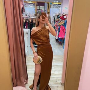 MAXI SATIN UN HOMBRO