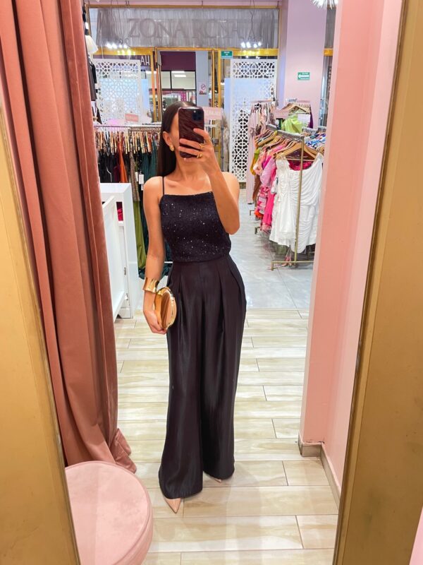 SET TOP TIRANTES CORTO BRILLO Y PANTALON SATIN