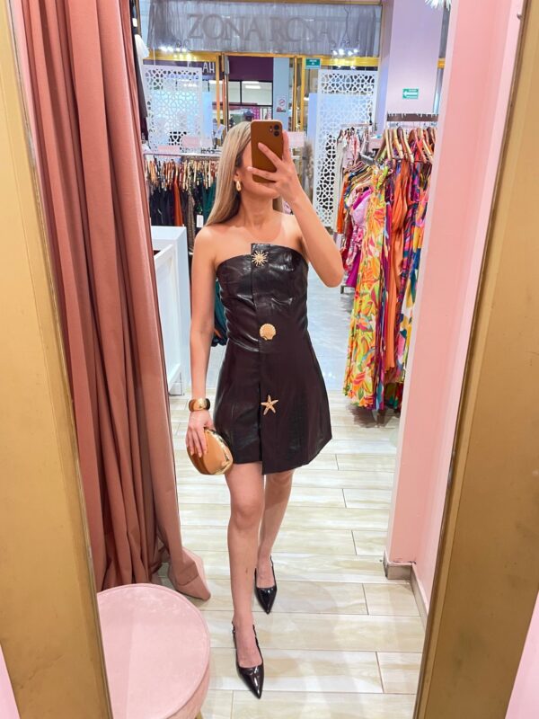 VESTIDO STRAPLES PIEL BOTON SOL CONCHA ESTRELLA