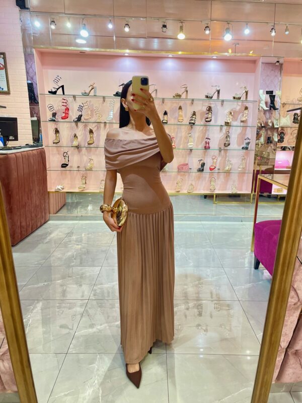 MAXI OFF SHOULDERS BLUSA LICRA FALDA PLISADA