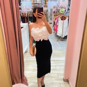 MIDI STRAPLES TOP FLORES LENTEJUELA BLANCA FALDA VELVET NEGRO