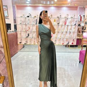 MIDI JULIA UN HOMBRO TODO PLISADO ABERTURA CINTURA