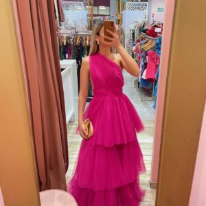 MAXI TUL UN HOMBRO FALDA CAPAS ABERTURA FRENTE