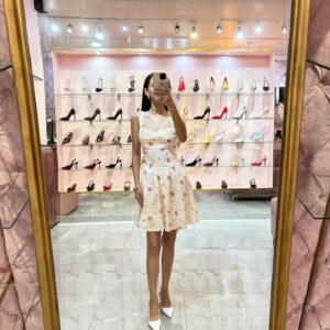 CIRCULAR TIRANTES TOP DOBLECES TELA GRABADA FLOR ROSITA