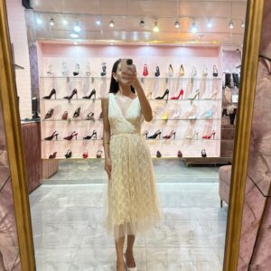 MIDI CUELLO V TODO TUL CON FLORECITAS